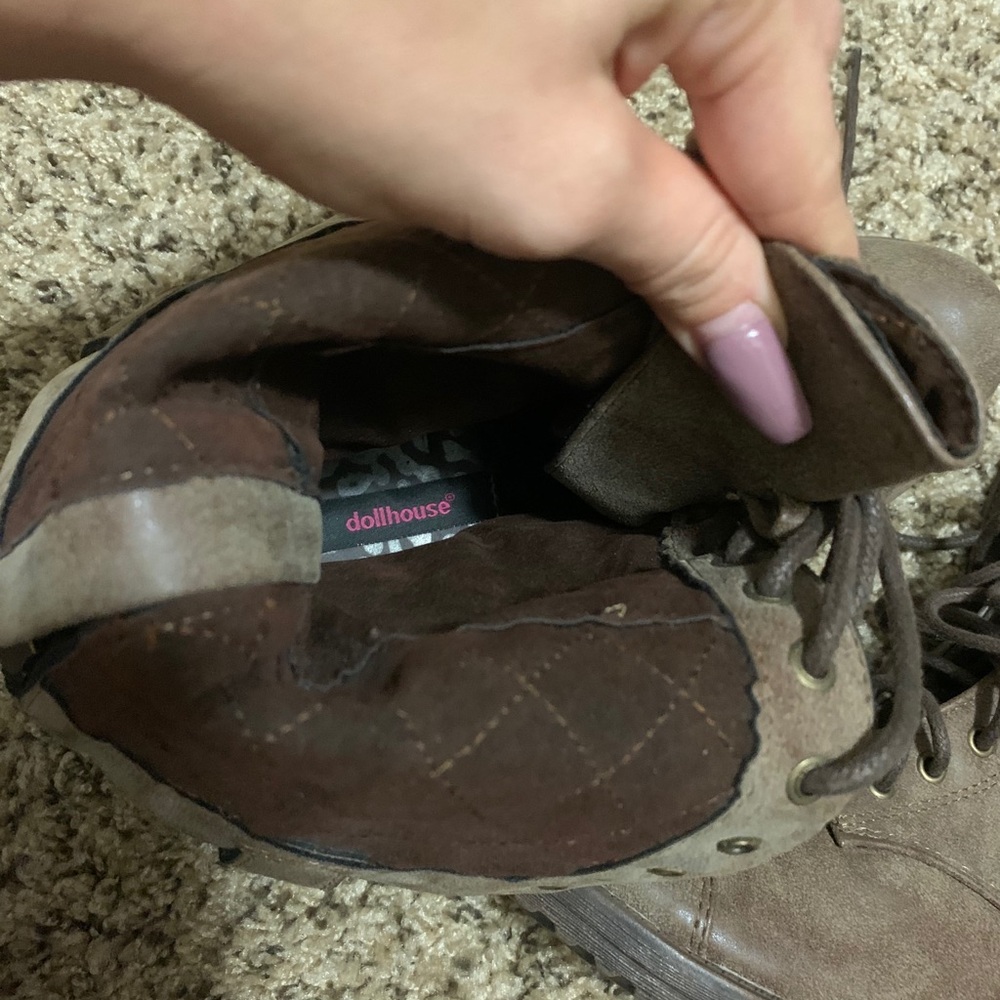 boots - Picture 5 of 5